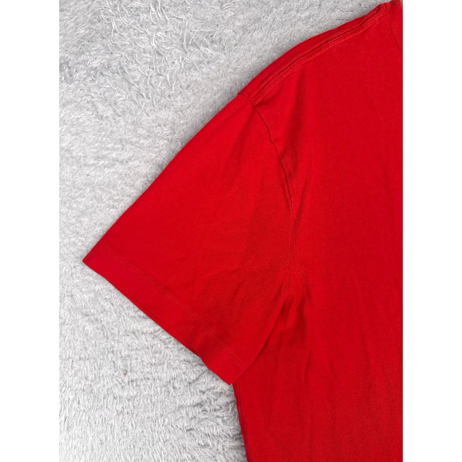 Tommy Hilfiger Tommy Hilfiger Shirt Men Adult Large Red Short Sleeve Crew Neck Pocket 100% Cotton Jersey Embroidered Size US L / EU 52-54 / 3 - 3 Thumbnail