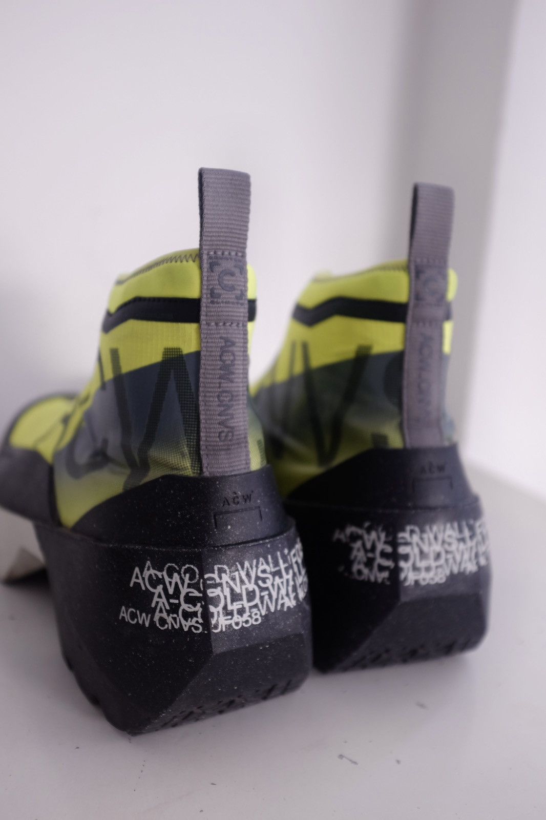 A-COLD-WALL* × Converse A-Cold-Wall* x Converse Geo Forma Boot Volt Size US 9 / EU 42 - 5 Thumbnail