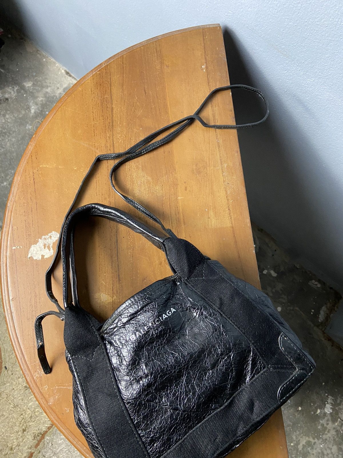 Balenciaga Balenciaga Paris Crossbody Handbag Size ONE SIZE - 4 Thumbnail