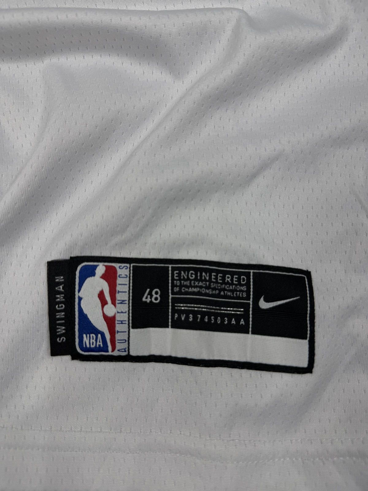 Brooklyn Clothing × NBA × Nike Nike NBA Brooklyn Nets Kyrie Irving 11 Fan Edition Jersey Size US L / EU 52-54 / 3 - 3 Thumbnail
