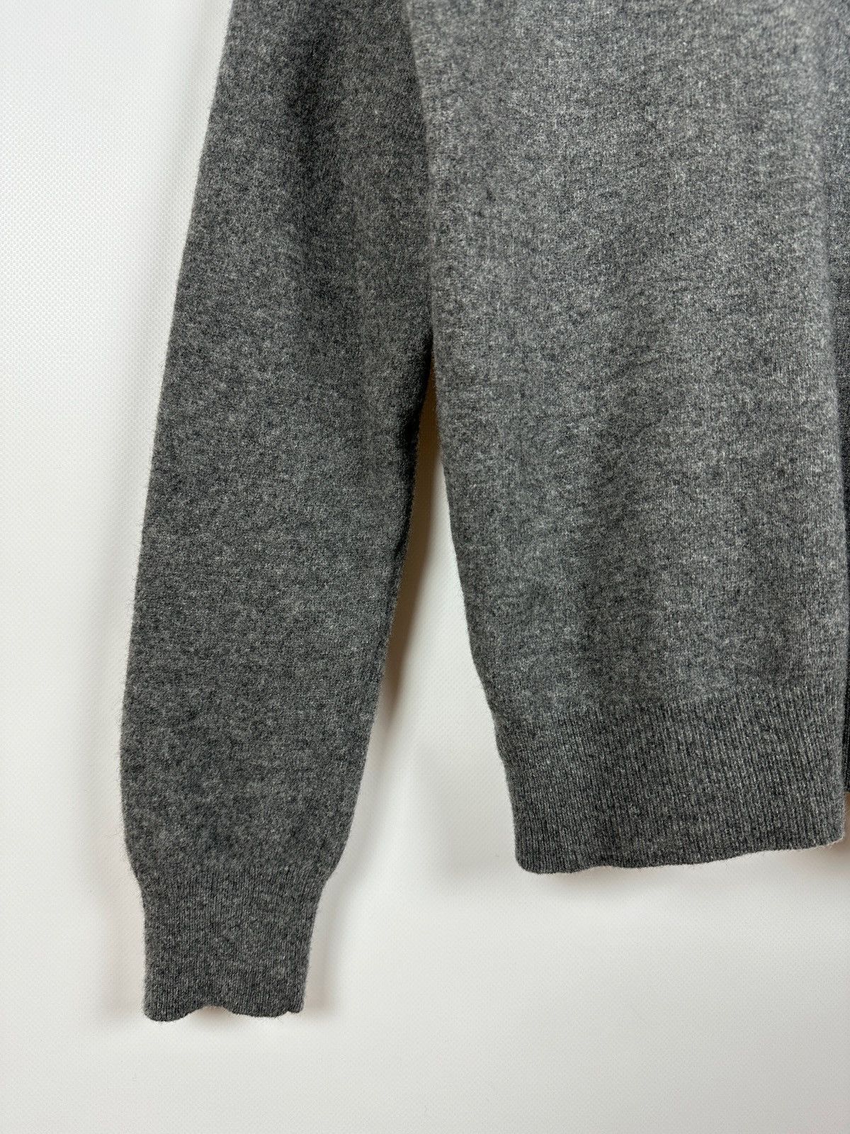 Comme des Garcons Comme des Garçons Play V-Neck Wool Double Heart Pullover Size US S / EU 44-46 / 1 - 10 Thumbnail