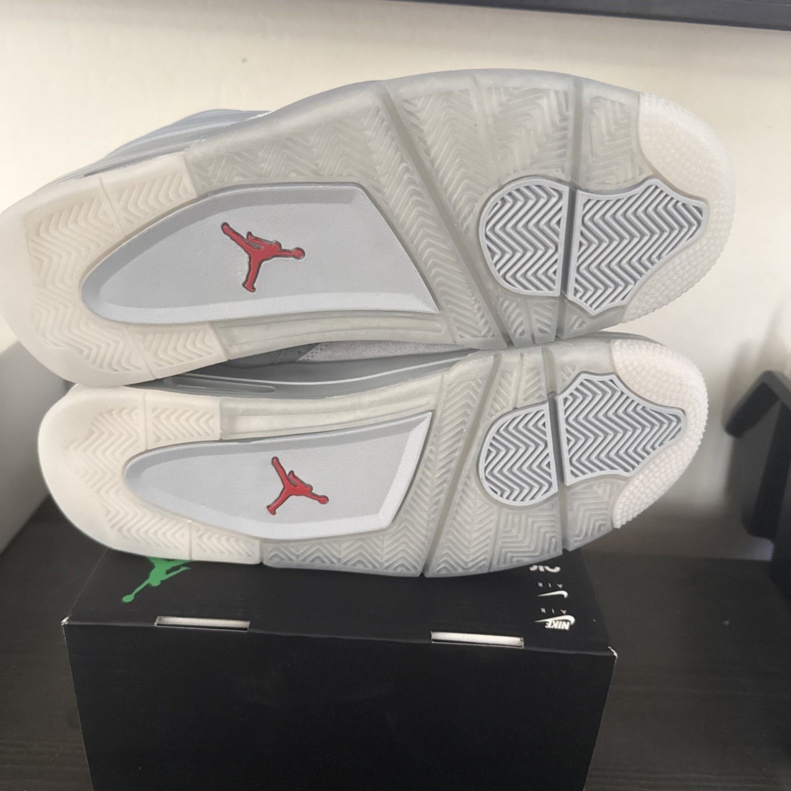 Nike Air Jordan 4 RM Men's Shoes size 11 Size US 11 / EU 44 - 4 Thumbnail