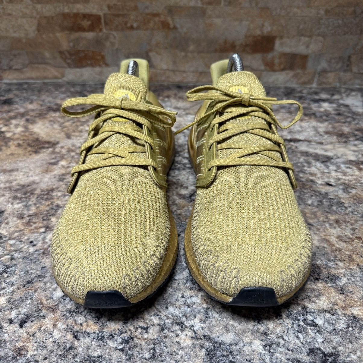 Adidas Adidas Ultraboost 2020 Metallic Gold Sz 9 Size US 9 / EU 42 - 2 Thumbnail
