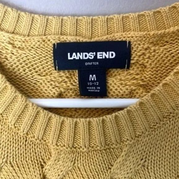 Lands' End Item Specifications: Brand: Adidas Size M / US 6-8 / IT 42-44 - 4 Thumbnail