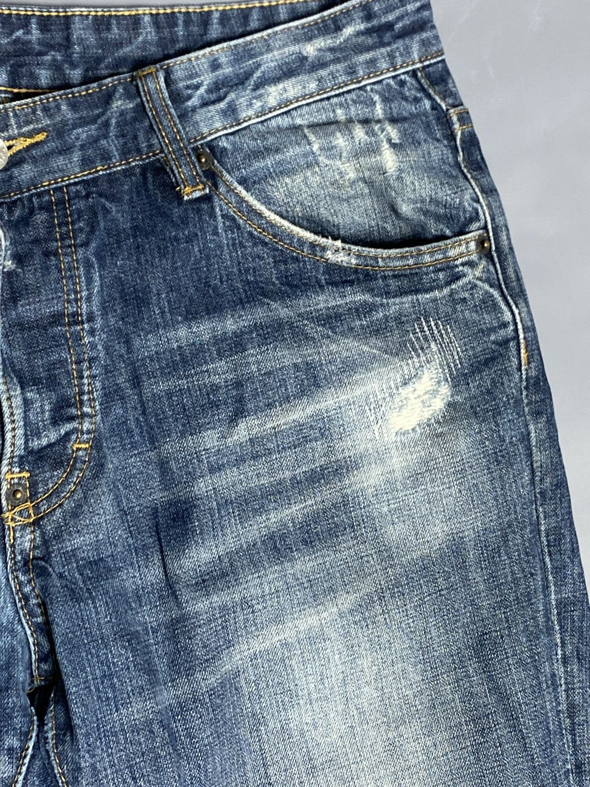 Dsquared2 Vtg DSQUARED2 Blue Distressed Jeans Size 52 Straight 35x31 Size US 36 / EU 52 - 4 Thumbnail
