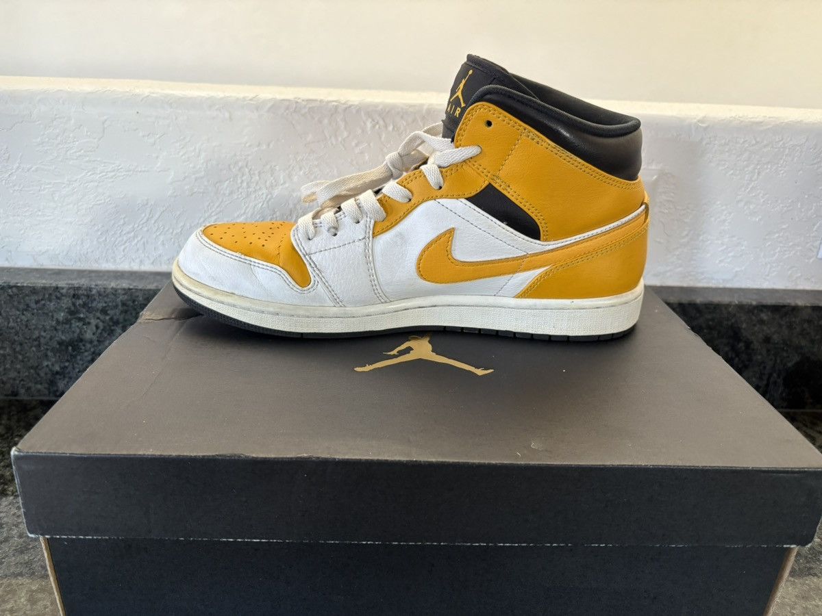 Nike Air Jordan 1 Mid University Gold | Size 10 Size US 10 / EU 43 - 3 Thumbnail
