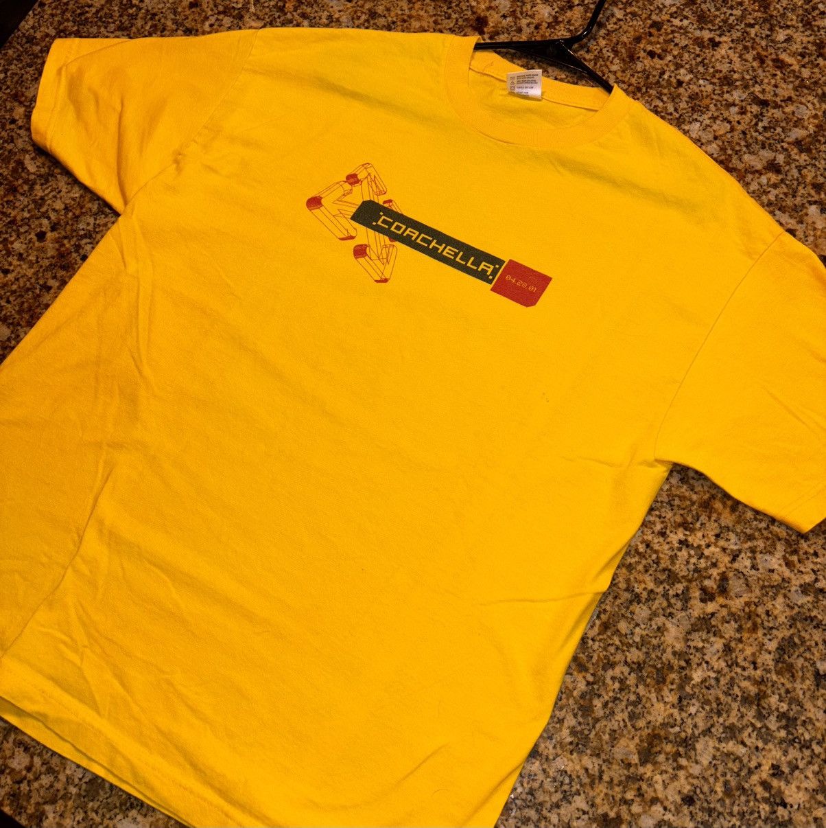 Coachella Vintage 2001 Coachella Festival Tee – XL – Alstyle Size US XL / EU 56 / 4 - 3 Thumbnail