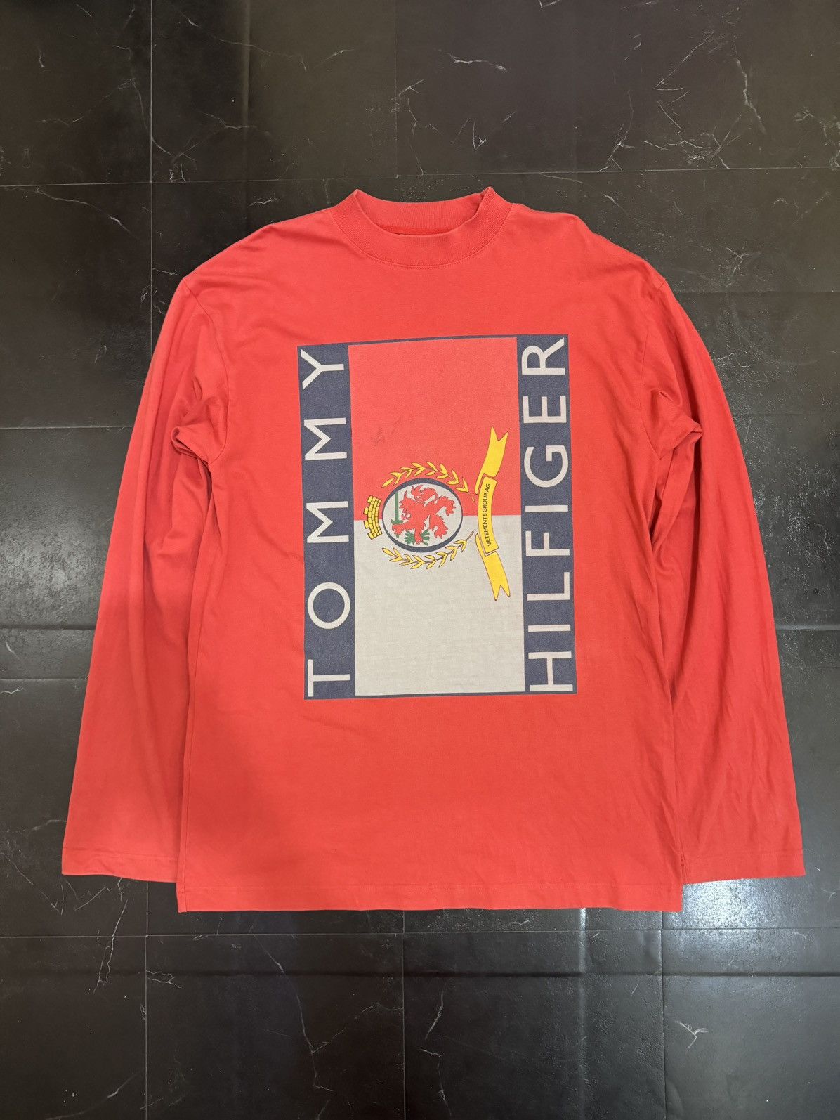 Vetements Vetements x Tommy Hilfiger Long Sleeve Red Size US XS / EU 42 / 0 - 1 Thumbnail