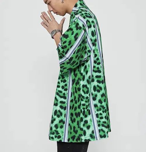 Japanese Brand New 2022 Leopard Style Casual Shirt Button Down Size US XL / EU 56 / 4 - 2 Thumbnail