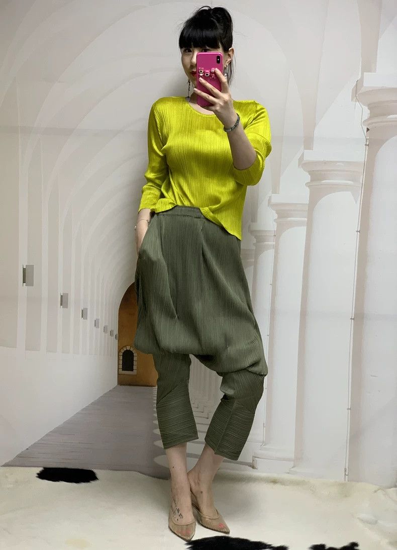 Other Issey Miyake Golden-green pleated top Size XS / US 0-2 / IT 36-38 - 3 Thumbnail