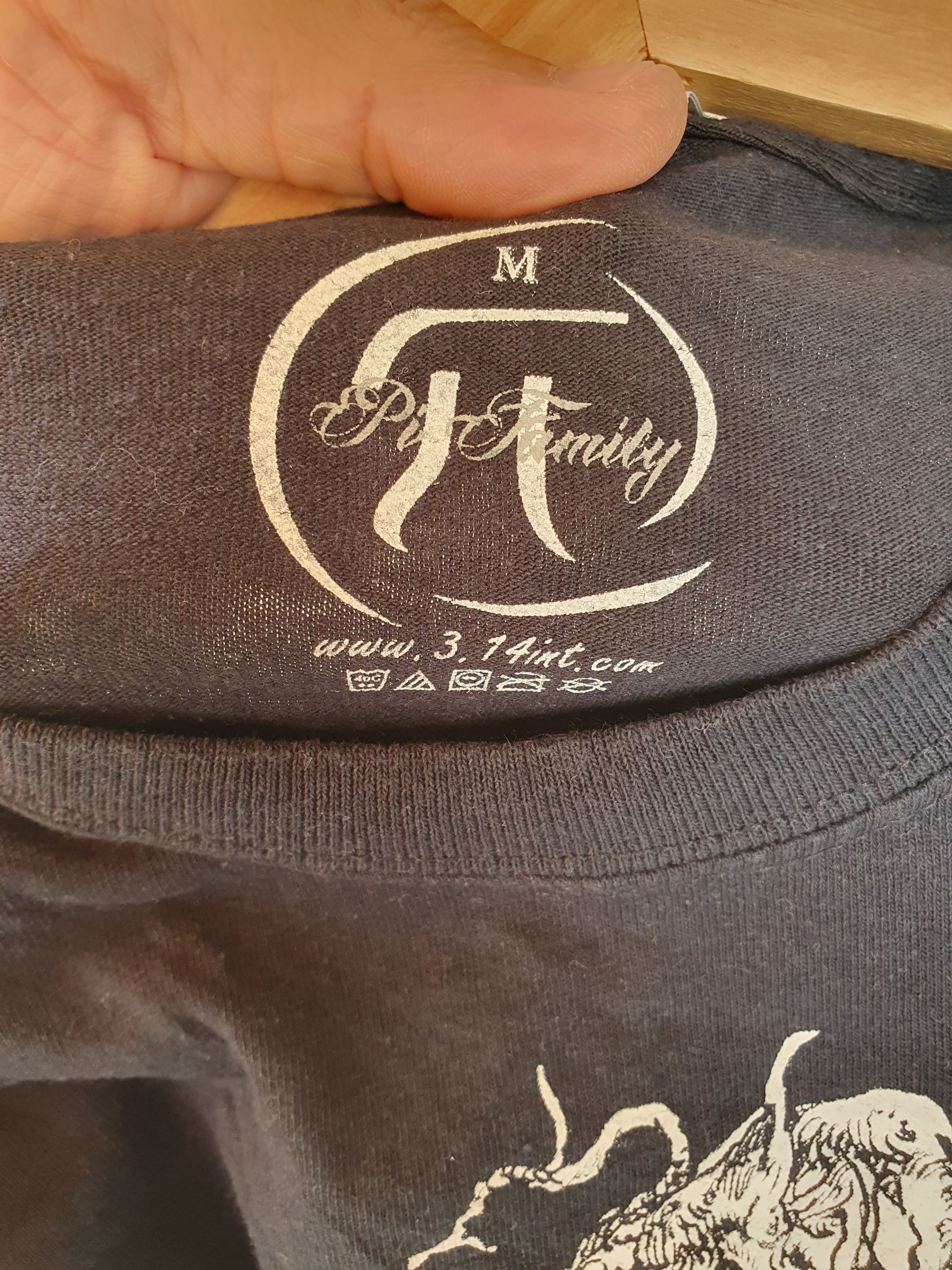 Gildan 3.14int Earthtones Pi Family t-shirt sz M Size US M / EU 48-50 / 2 - 3 Thumbnail