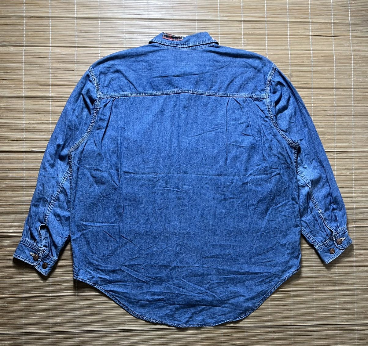 Japanese Brand Vintage 90s RNA west east boxy denim shirt Size US M / EU 48-50 / 2 - 2 Thumbnail