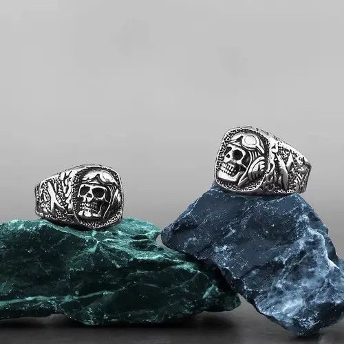 Jewelry Ishiguro x natsu Gothic Skull Ring ( size 8 to 14 ) Size ONE SIZE - 5 Thumbnail