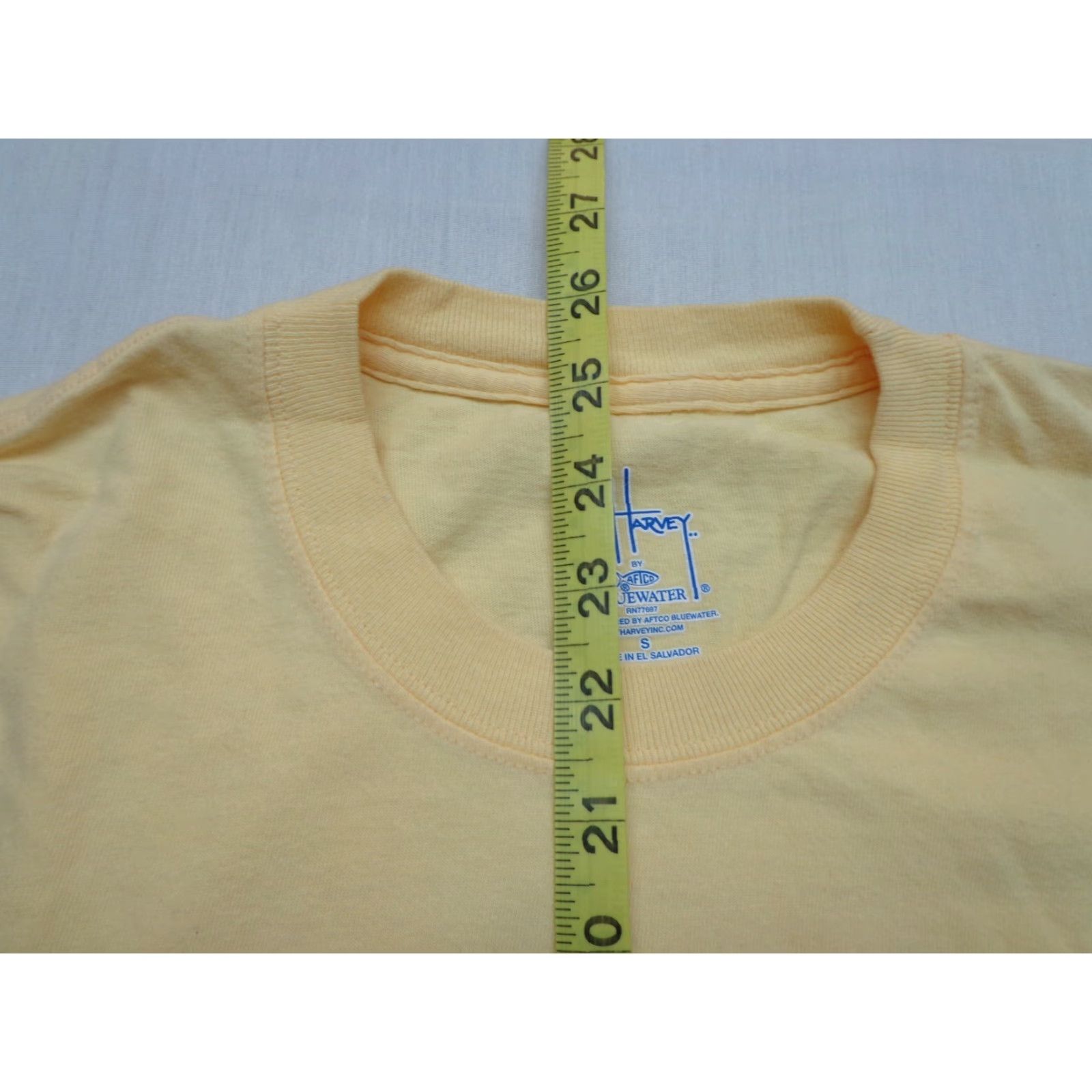Guy Harvey Guy Harvey Yellow T-Shirt Mens Small Crew Neck Short Sleeve Cotton Graphic Print Fish Size US S / EU 44-46 / 1 - 5 Thumbnail
