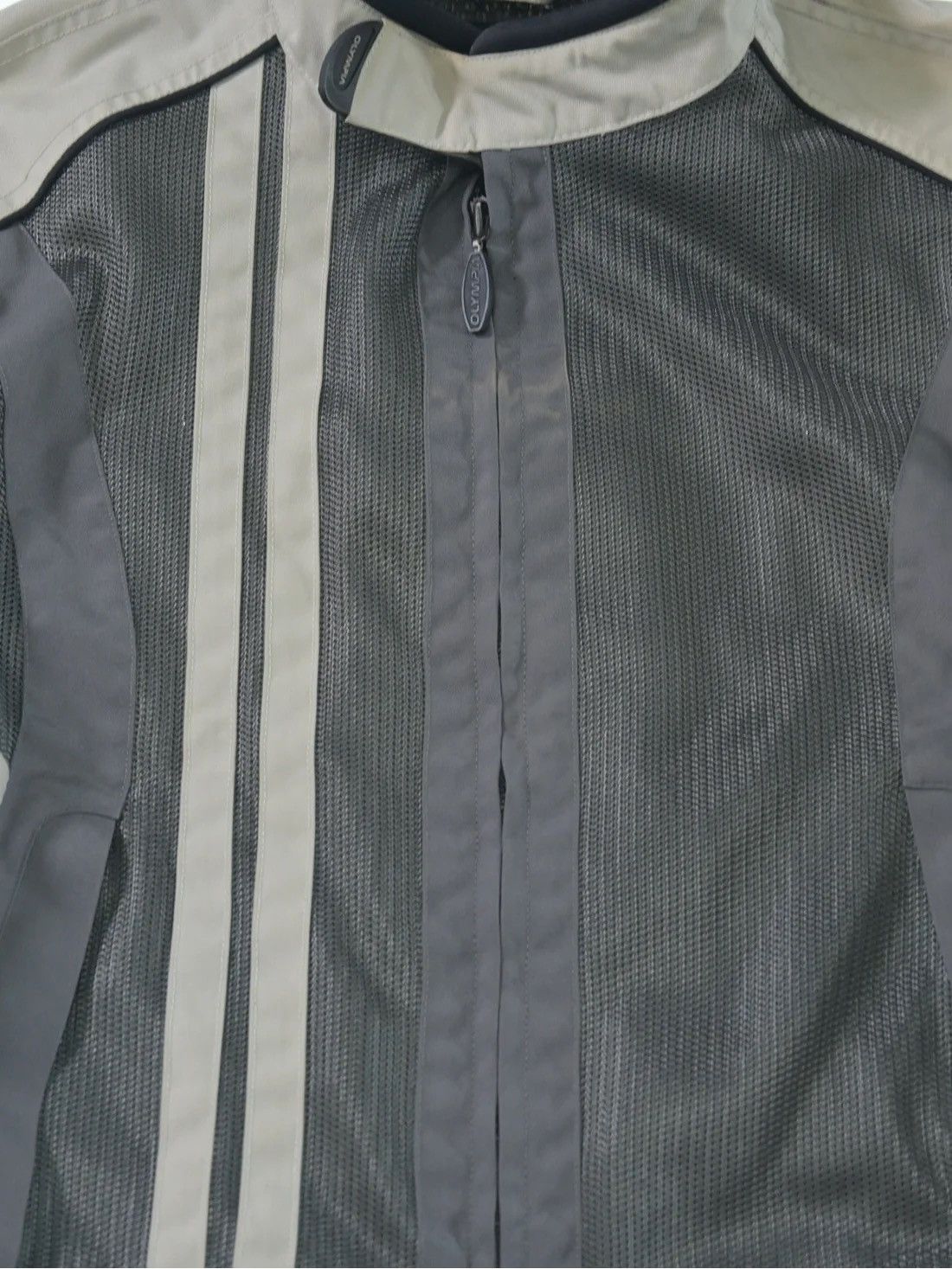 Vintage White/grey/silver mesh biker jacket fits like M Size US M / EU 48-50 / 2 - 4 Thumbnail