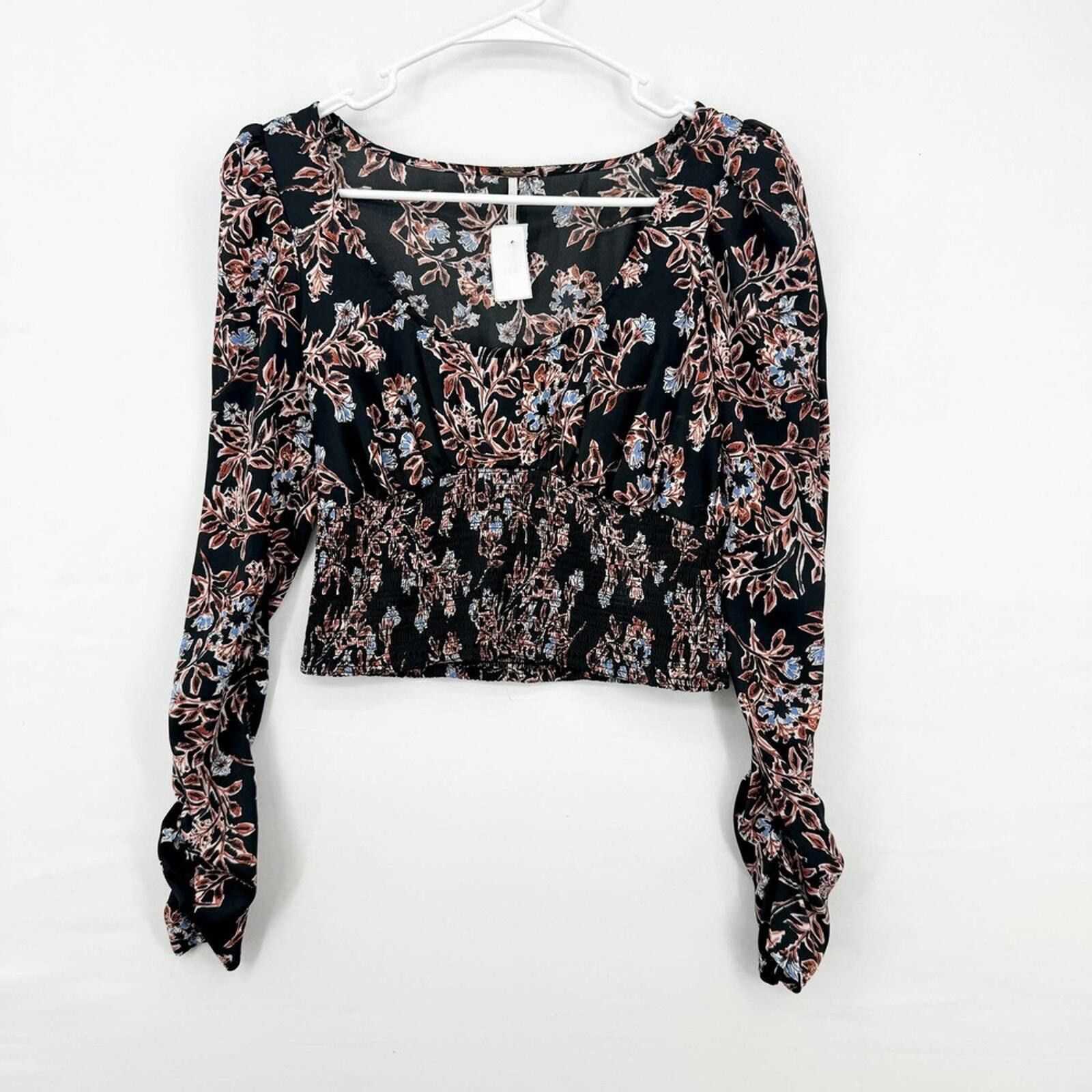 Free People Free People Santiago Scoop Neck Smocked Crop Blouse Size XS Size XS / US 0-2 / IT 36-38 - 1 Thumbnail