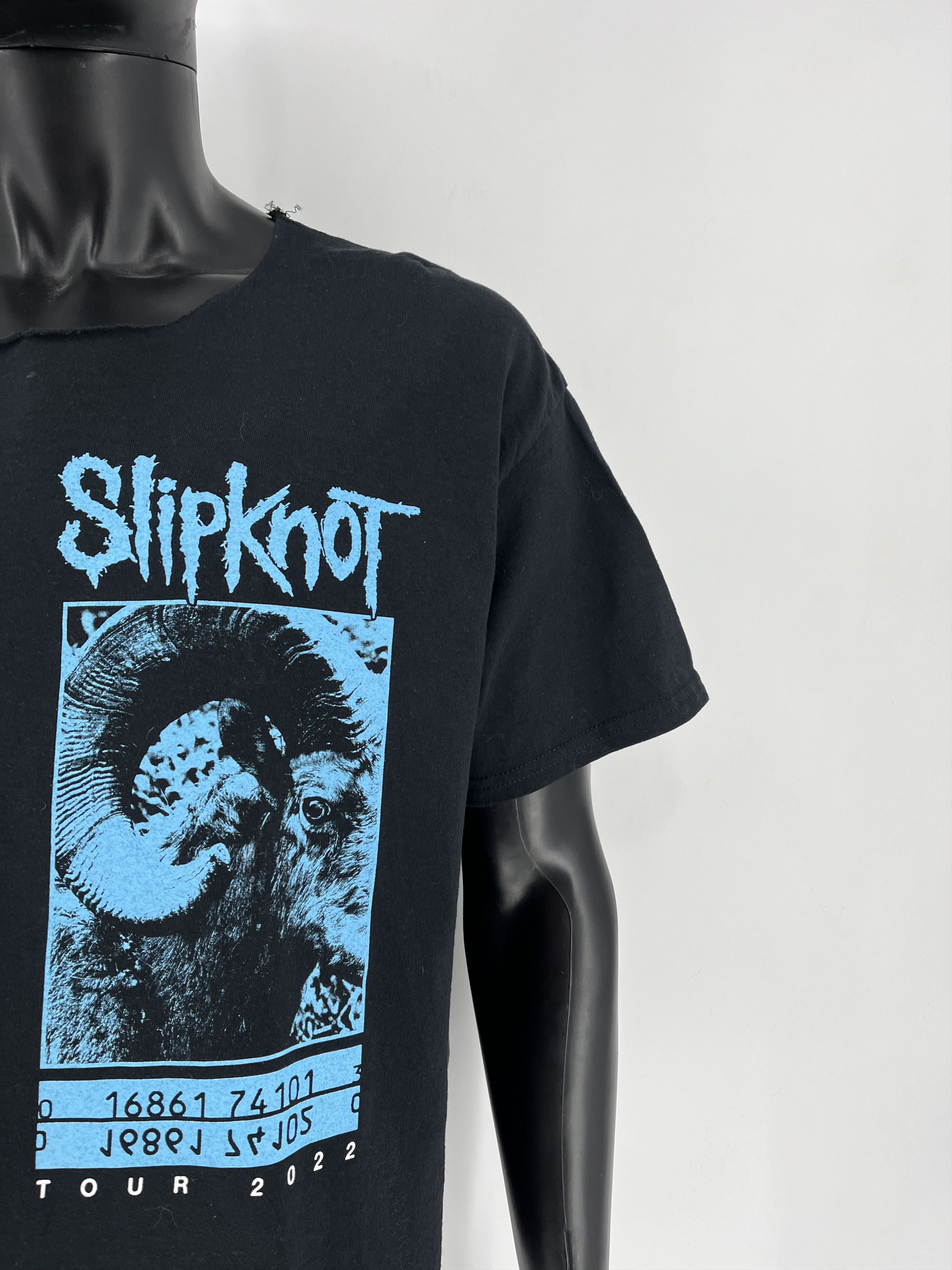 Band Tees Slipknot Vintage Y2K Tour 2022 T-Shirts Big Logo Size L Size US L / EU 52-54 / 3 - 5 Thumbnail