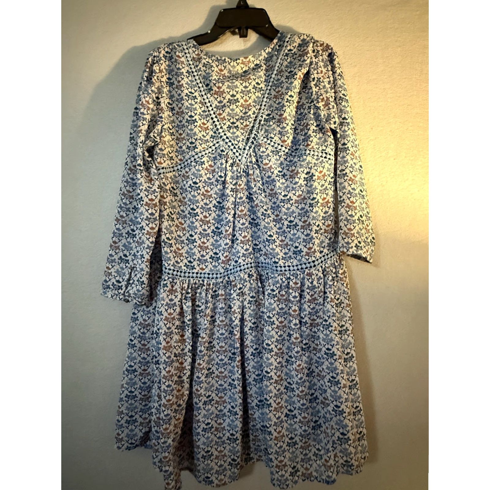 Vintage Holding Horses Dress Womens 0 Blue Floral Boho V Neck Knee Length Fit Flare Long Sleeve, Casual, 0, Womens Size XS / US 0-2 / IT 36-38 - 2 Thumbnail