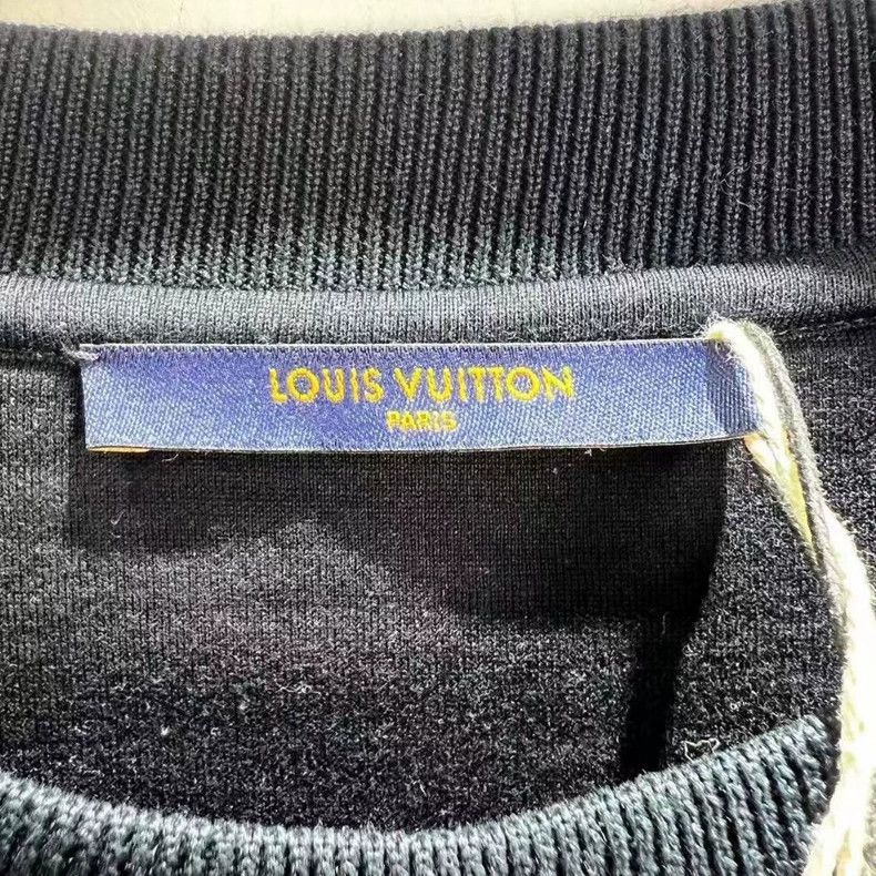 Louis Vuitton Louis Vuitton Dark Blue Colorful Gradient Print Logo Sweat Size US XL / EU 56 / 4 - 2 Thumbnail