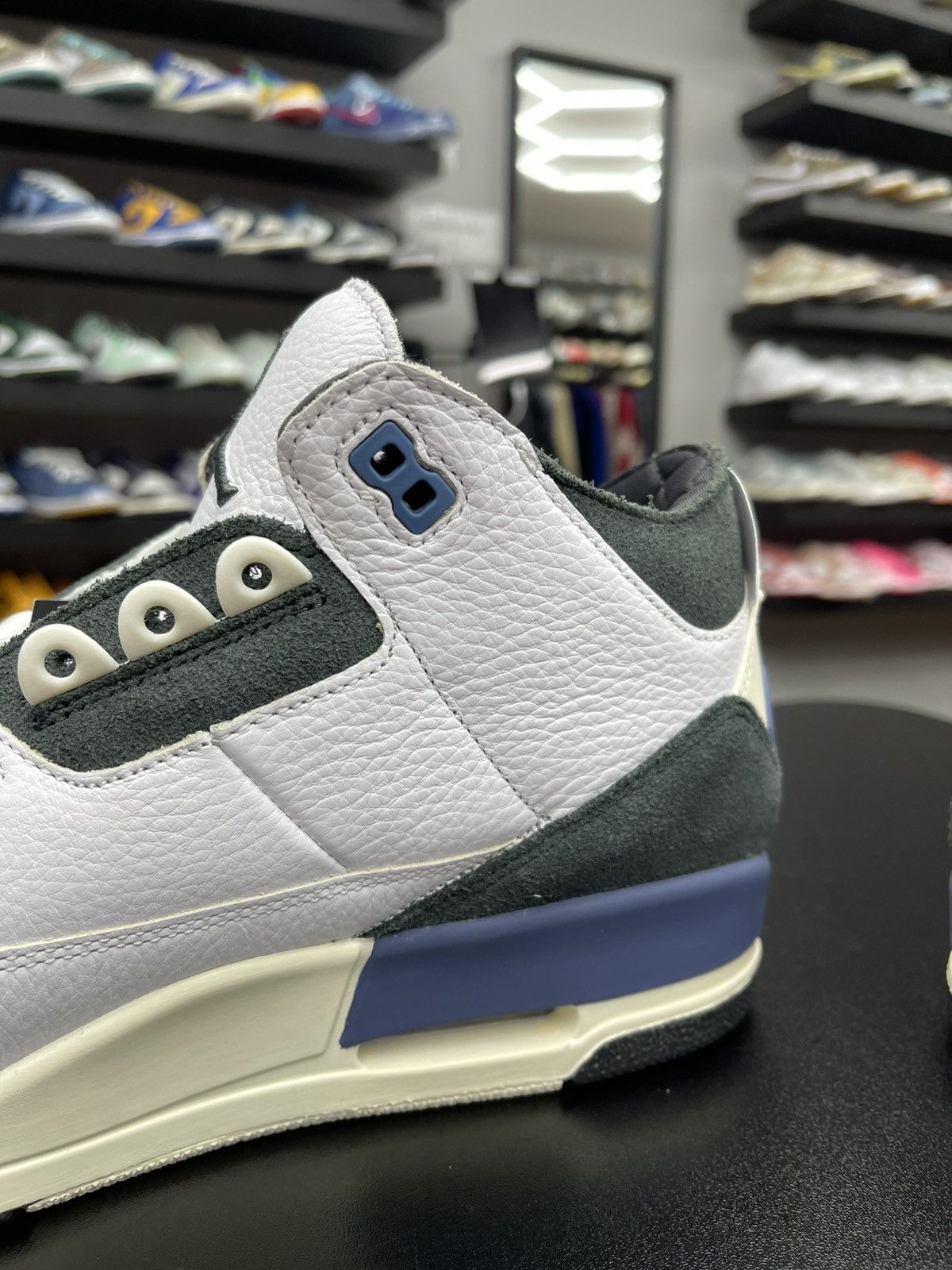 Jordan Brand Size 10.5 - Jordan 3 A Ma Maniere Diffused Blue Size US 10.5 / EU 43-44 - 6 Thumbnail