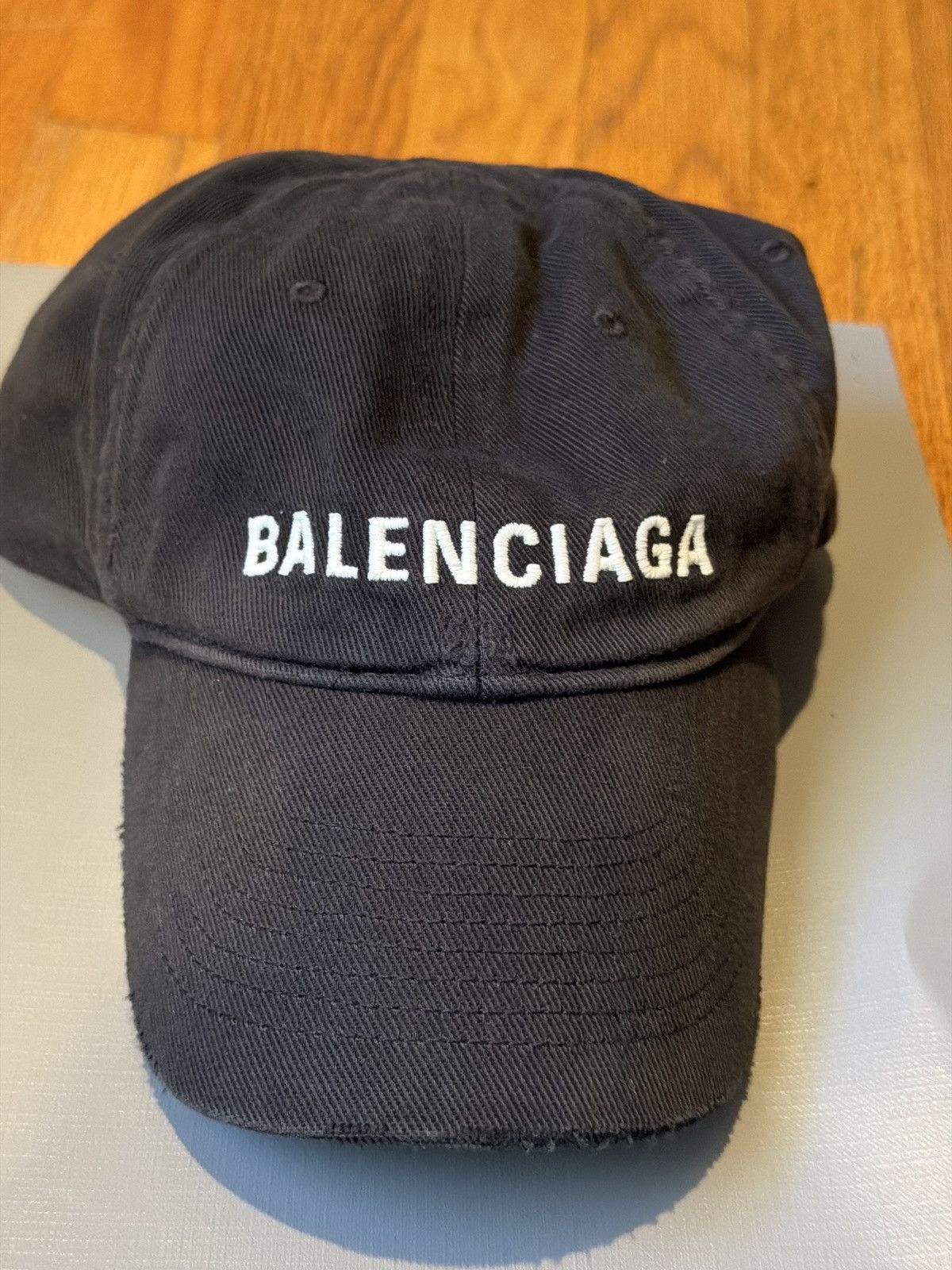 Balenciaga Balenciaga glow in the dark black logo distressed hat Size ONE SIZE - 1 Thumbnail