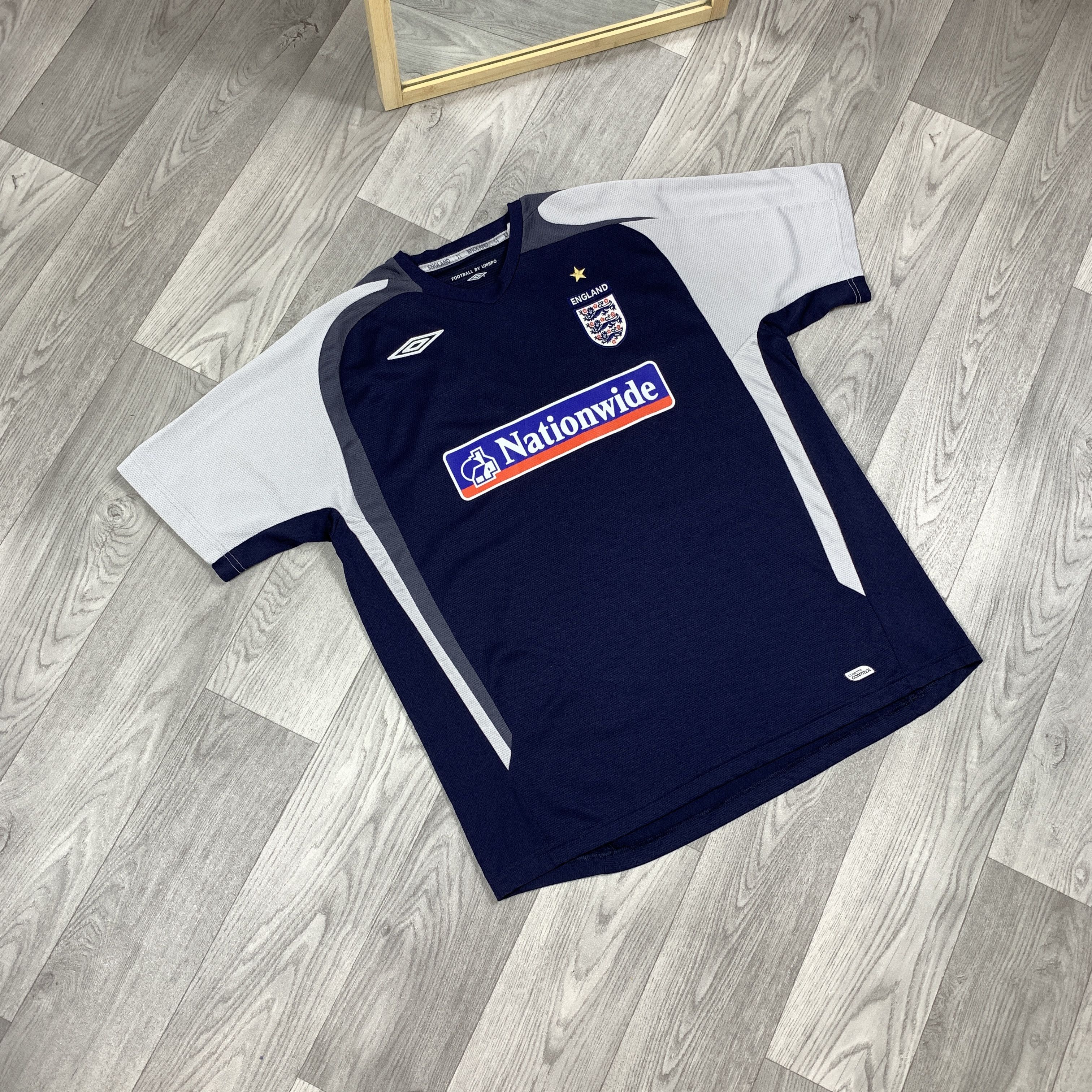 Umbro Vintage Umbro 90s England National Team Nationalwide Jersey Size US XL / EU 56 / 4 - 2 Thumbnail