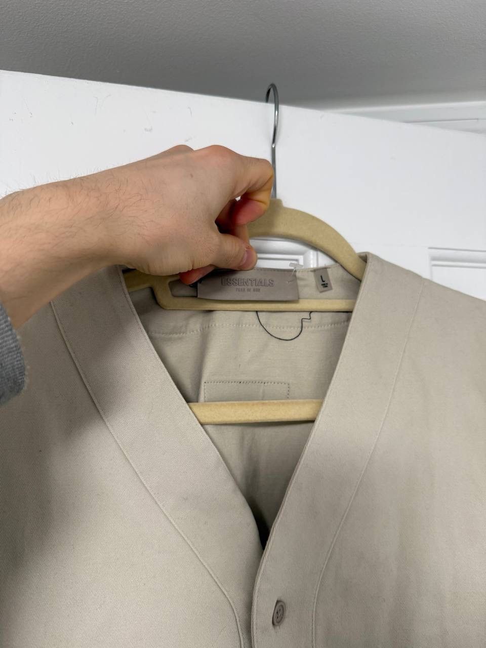 Fear of God Fear of God ESSENTIALS Fog Wheat Boy Scout Baseball Jersey Size L / US 10 / IT 46 - 2 Thumbnail