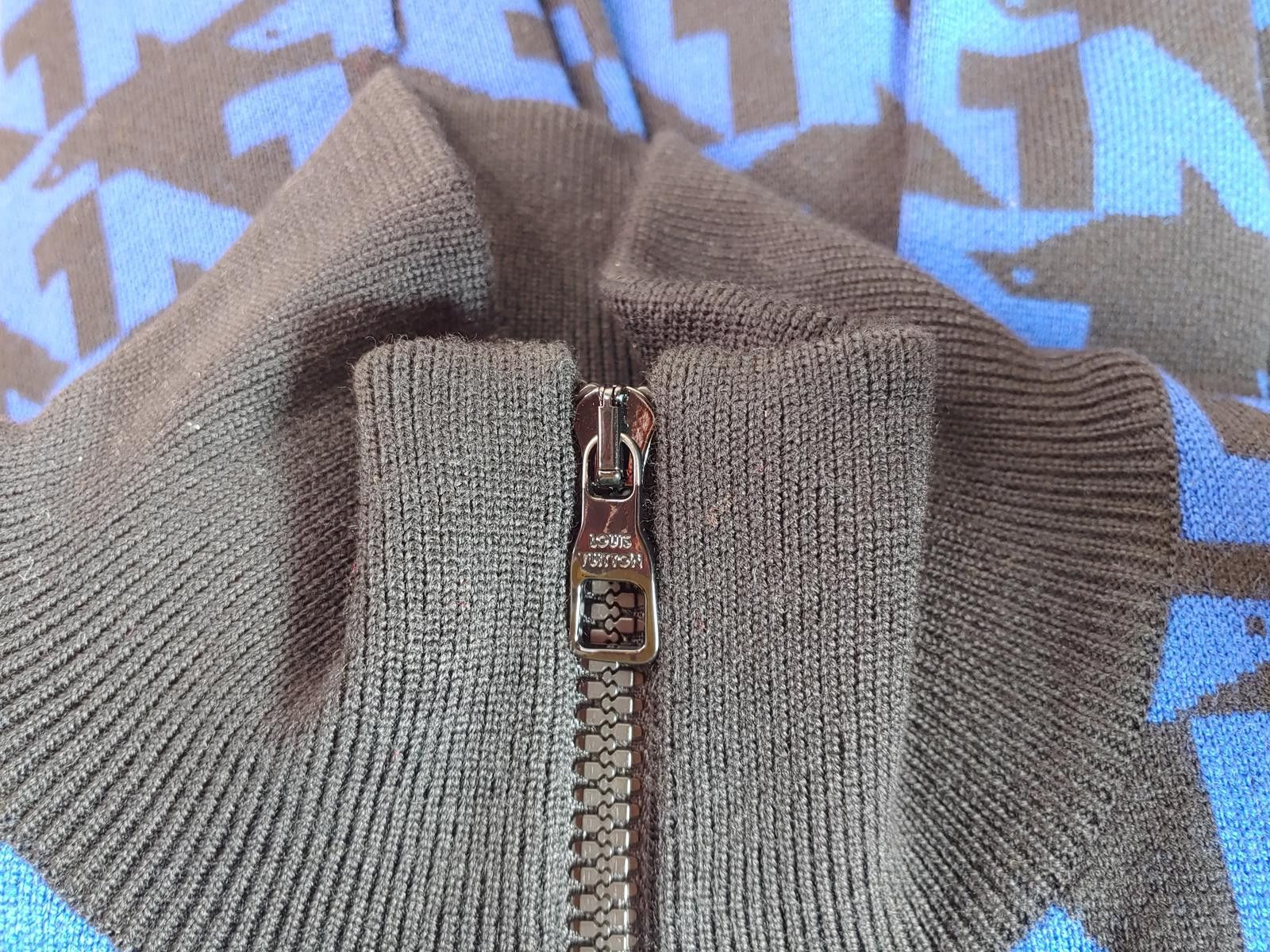 Louis Vuitton Louis Vuitton LV Doves Quilted Tracksuit in Blue Size US XXL / EU 58 / 5 - 2 Thumbnail