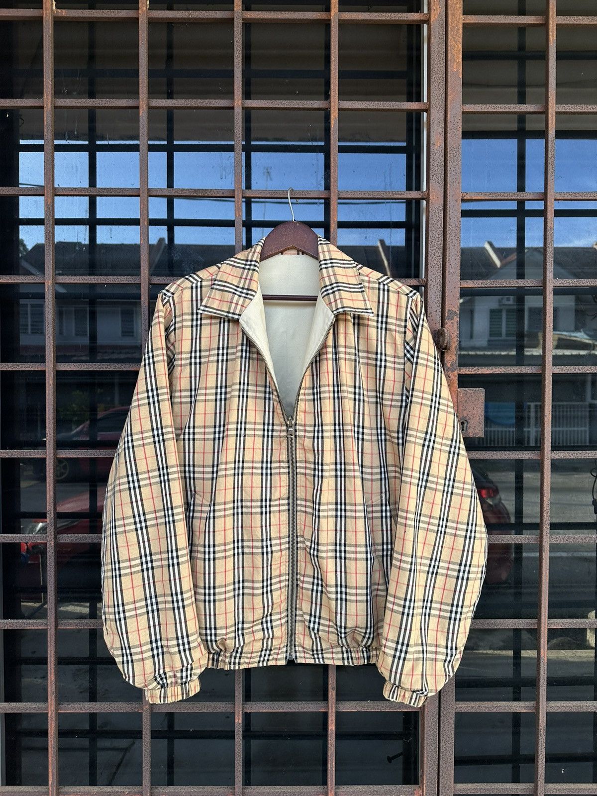 Burberry Burberry London Novacheck Reversible Light Bomber Jacket Size US M / EU 48-50 / 2 - 3 Thumbnail