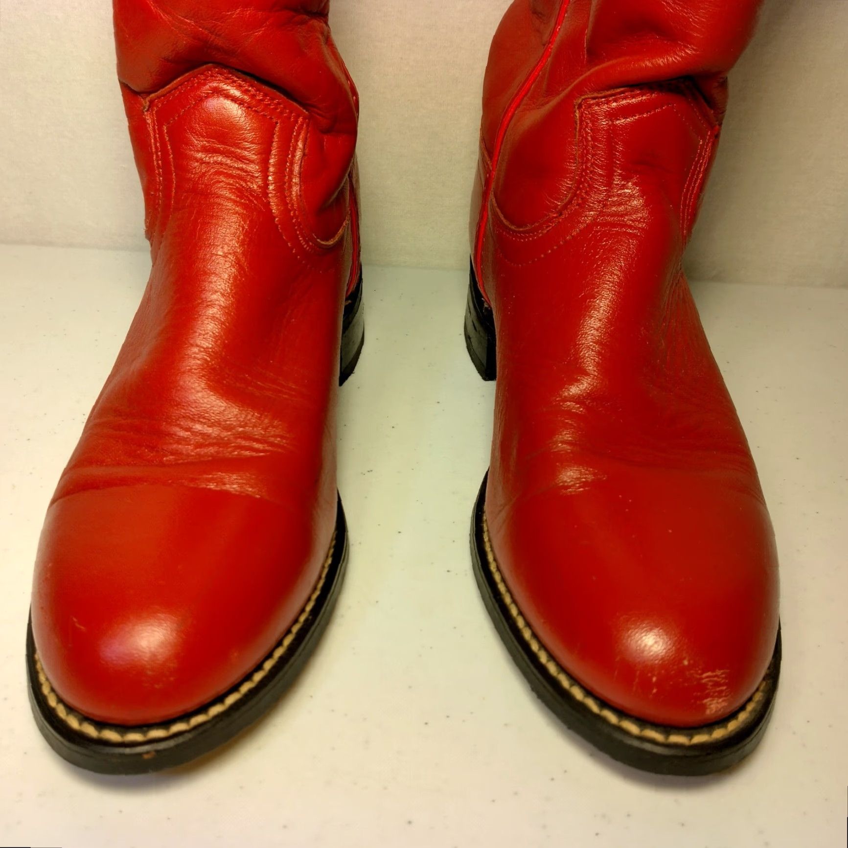 Ariat VINTAGE Ariat Women’s Western Boots Size 5.5 Red Leather Cowgirl Cowboy Ranchwear Mid-Calf Size US 6 / IT 36 - 3 Thumbnail