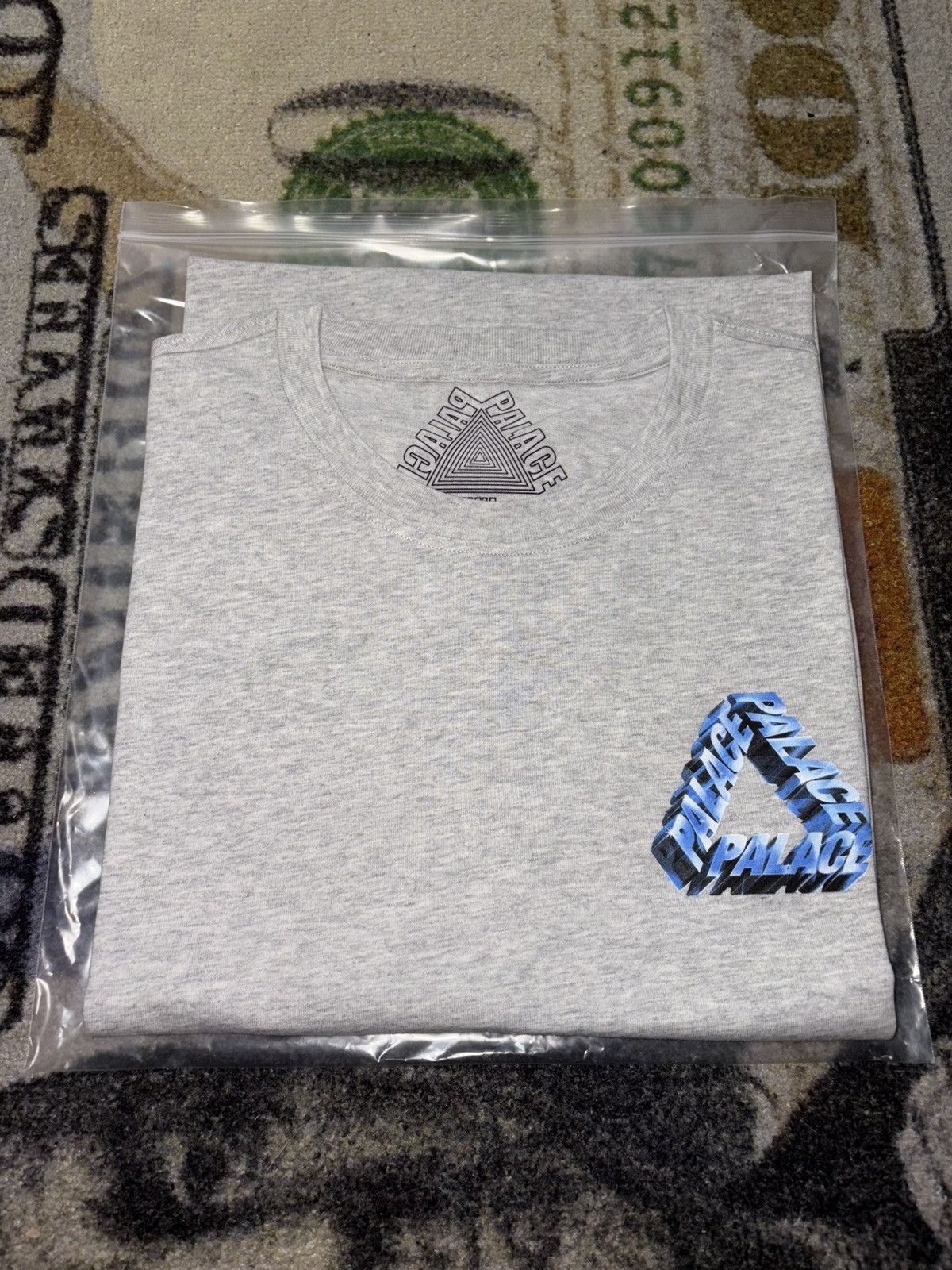 Palace Palace Polished P3 T-Shirt Size US XXL / EU 58 / 5 - 1 Thumbnail