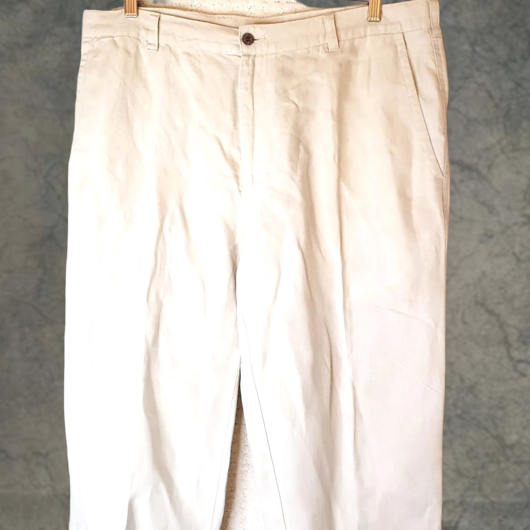 Jos. A. Bank JOS A BANK MEN Pants Beige 100% Linen 38W x 32L Dress Mens Size 38 Inseam 32 Beig e 100% Linen Dress Pants Mens Size US 38 / EU 54 - 1 Thumbnail