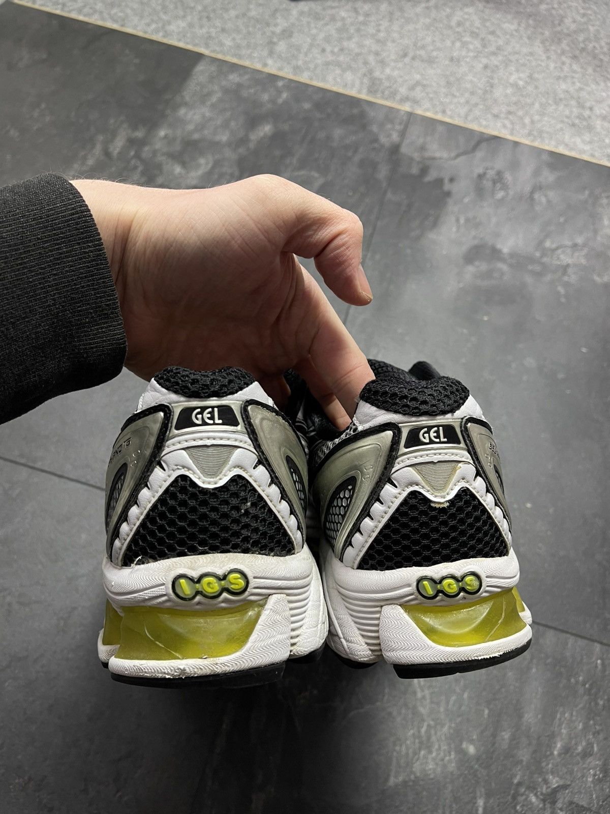 Asics × Streetwear × Vintage Vintage gel-kayano 15 low top sneakers Size US 10 / EU 43 - 12 Thumbnail