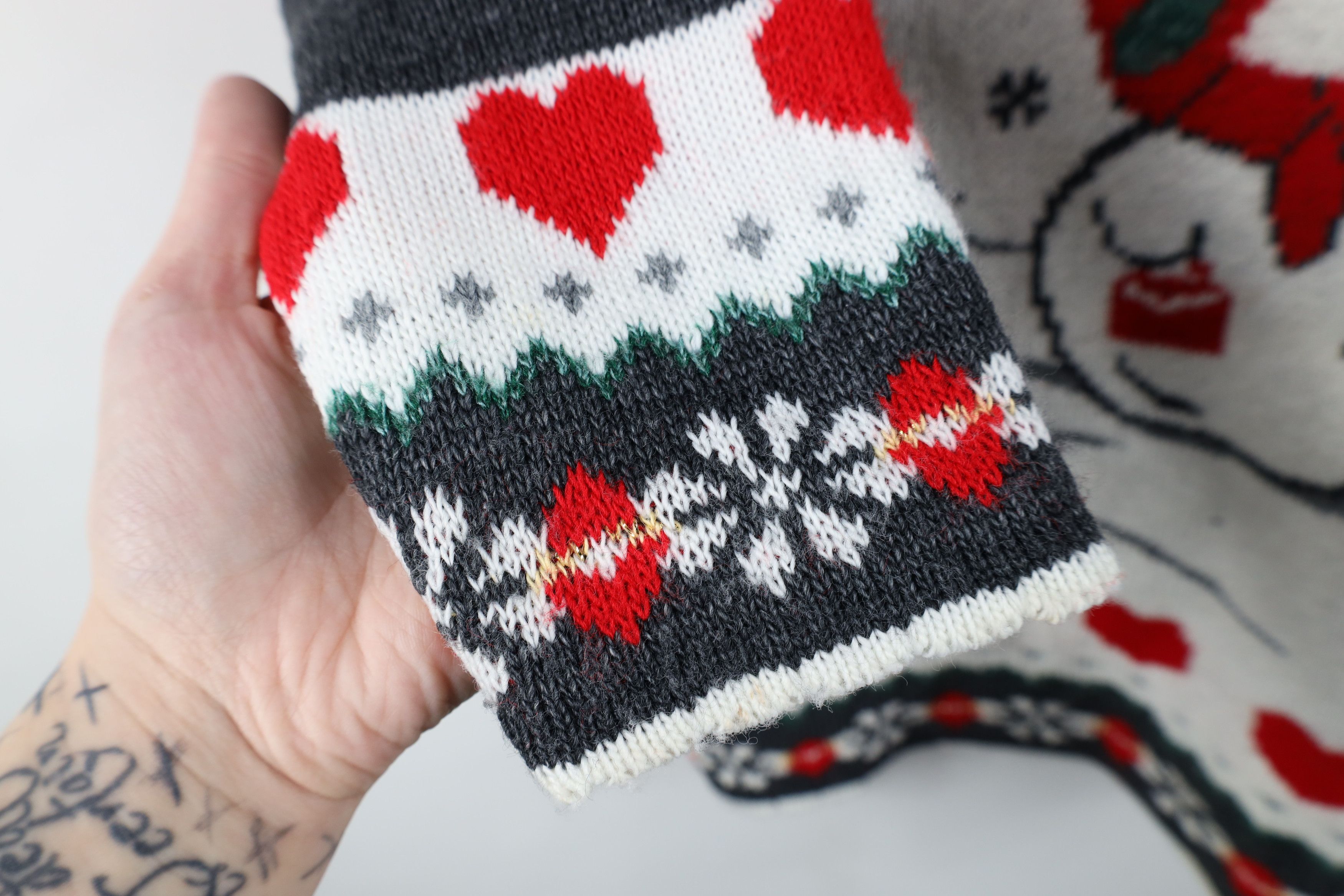 Vintage Vintage 90s Streetwear Heart Flower All Over Print Sweater Size M / US 6-8 / IT 42-44 - 9 Thumbnail
