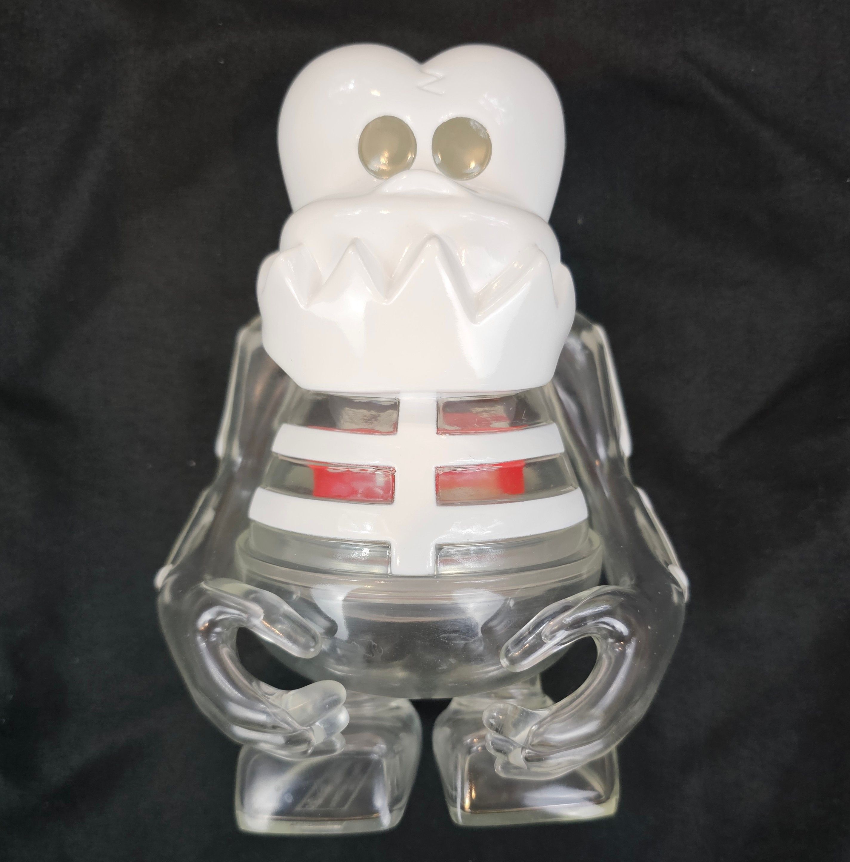 image of Bounty Hunter Skull-Kun Figurine Fw23 in Transparent White, Men's