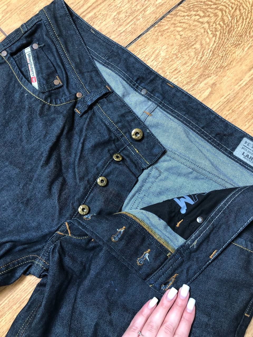 Diesel × Japanese Brand Dirty Painted Distressed Thrashed Faded Baggy Jeans Y2K Size US 36 / EU 52 - 10 Thumbnail