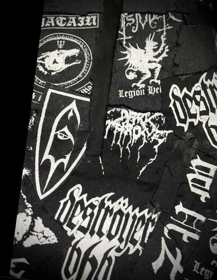 Band Tees × Other Heavy Metal Custom Shorts Pants Size US 31 - 17 Thumbnail