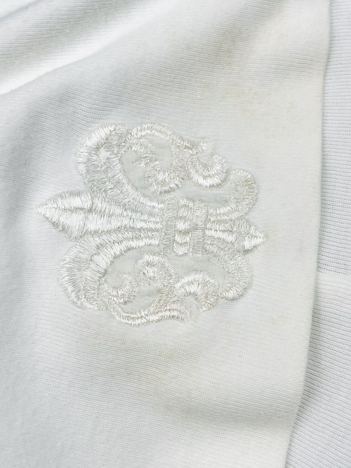 Chrome Hearts × Vintage Chrome Hearts Embroidered Fleur Logo Skull Beanie White Size ONE SIZE - 4 Thumbnail