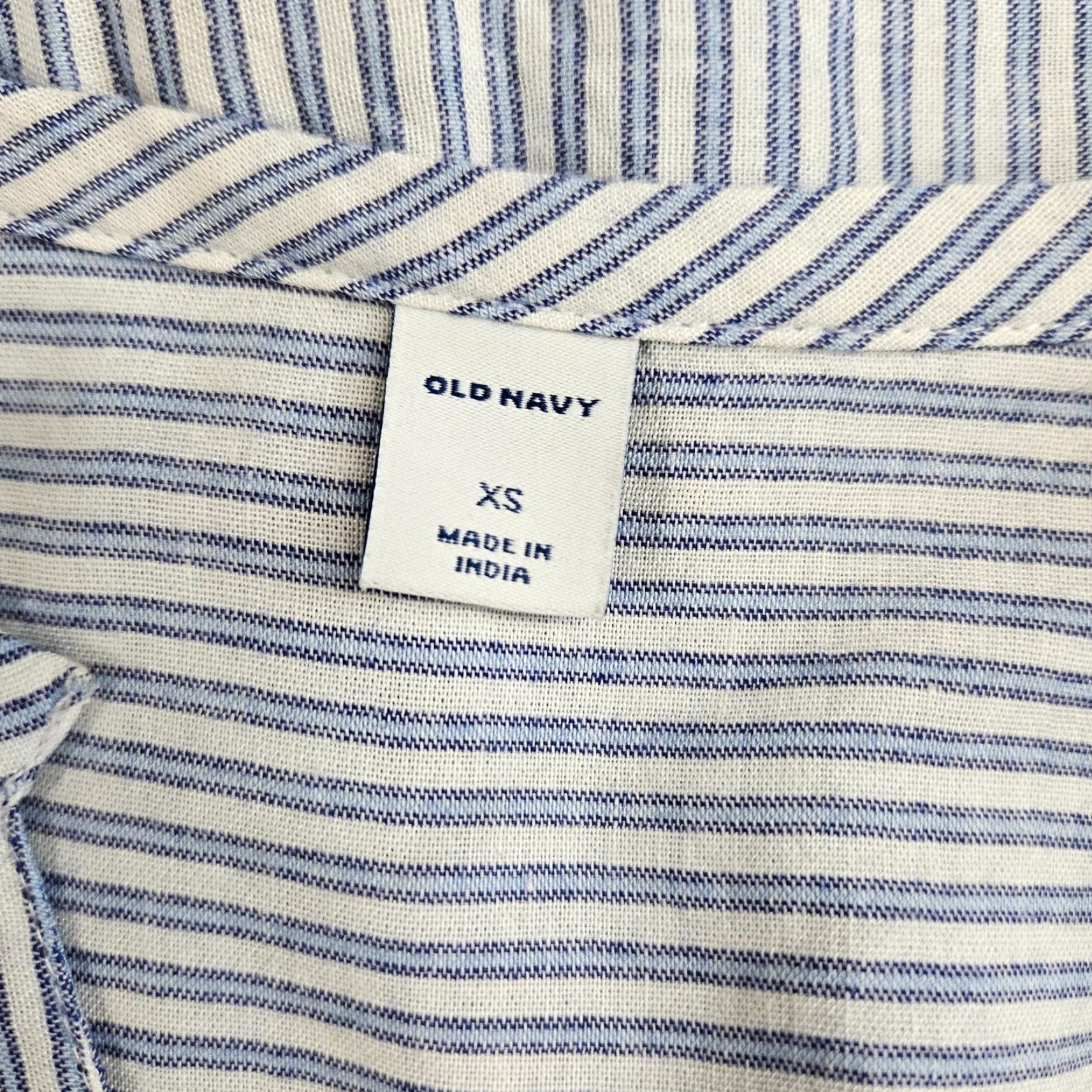 Old Navy Old Navy Womens Top XS Blue White Stripe Embroidered Eyelet Long Sleeve Blouse, Multicolor, V-Neck, Regular Fit, XS Women’s Shirt Size XS / US 0-2 / IT 36-38 - 5 Thumbnail