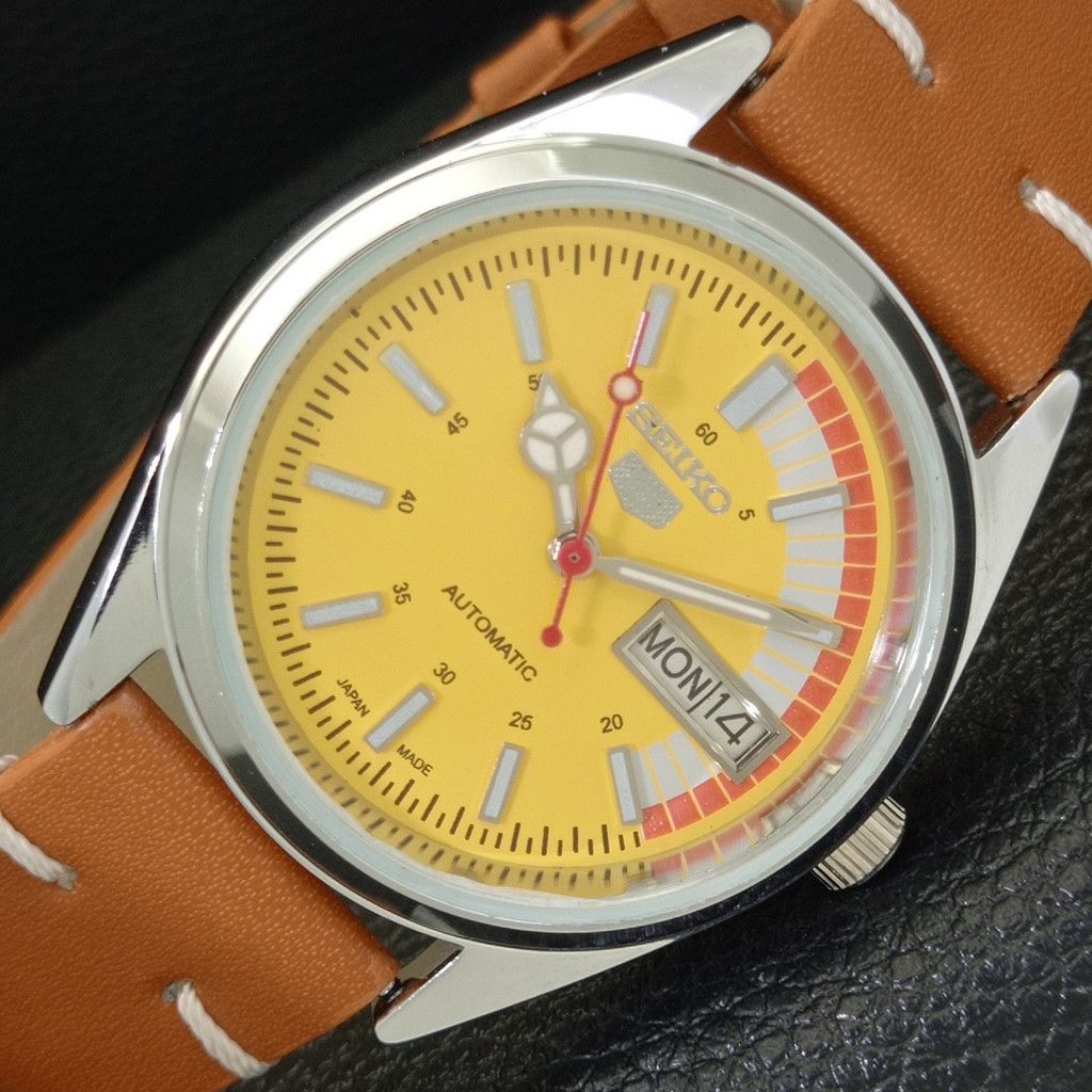 Seiko REFURBISHED VINTAGE SEIKO 5 AUTO JAPAN MENS WATCH a440732 Size 38 - 1 Thumbnail