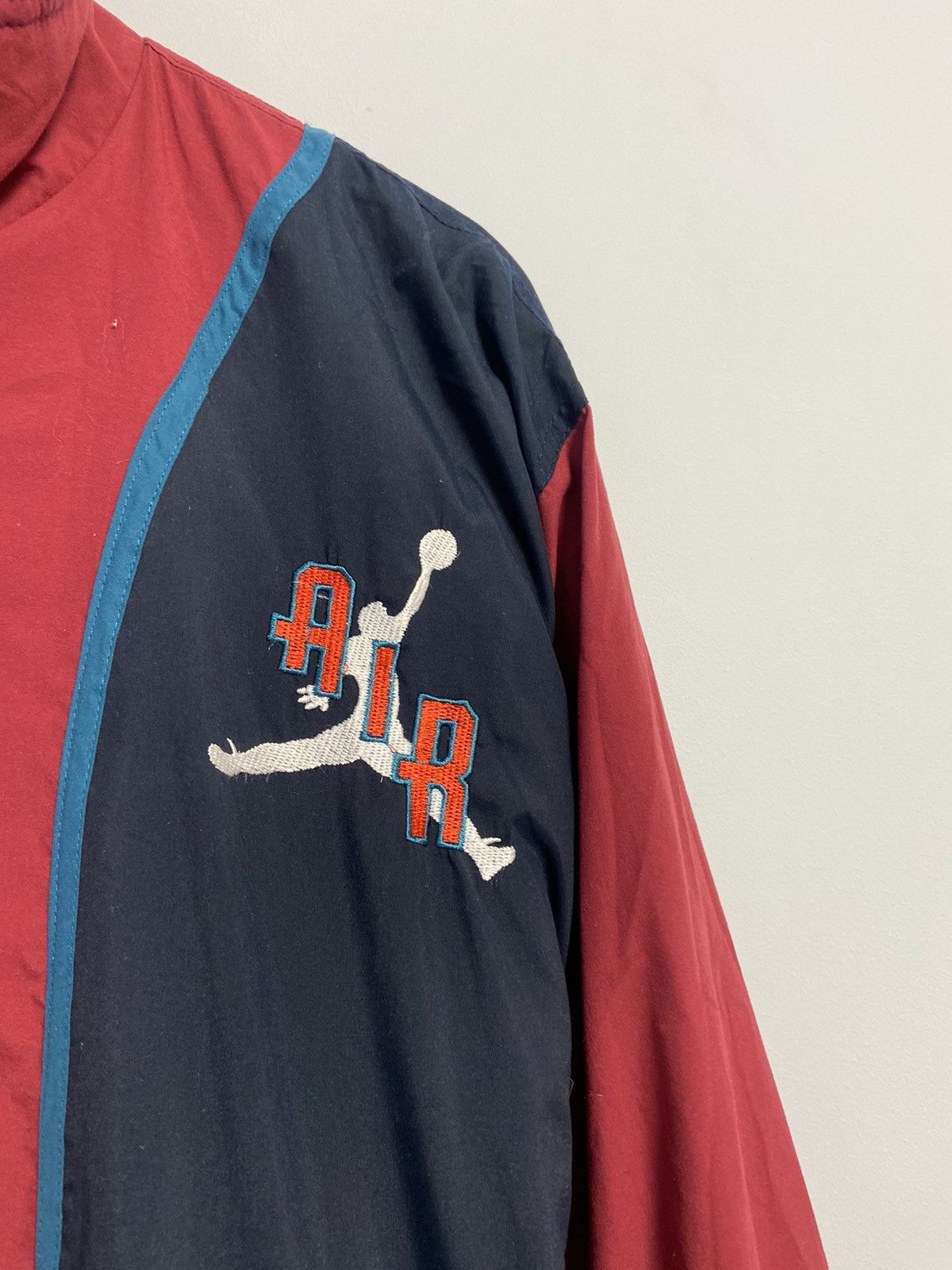 Jordan Brand Nike Jordan Jacket Vintage 90’s logo Size US S / EU 44-46 / 1 - 7 Thumbnail