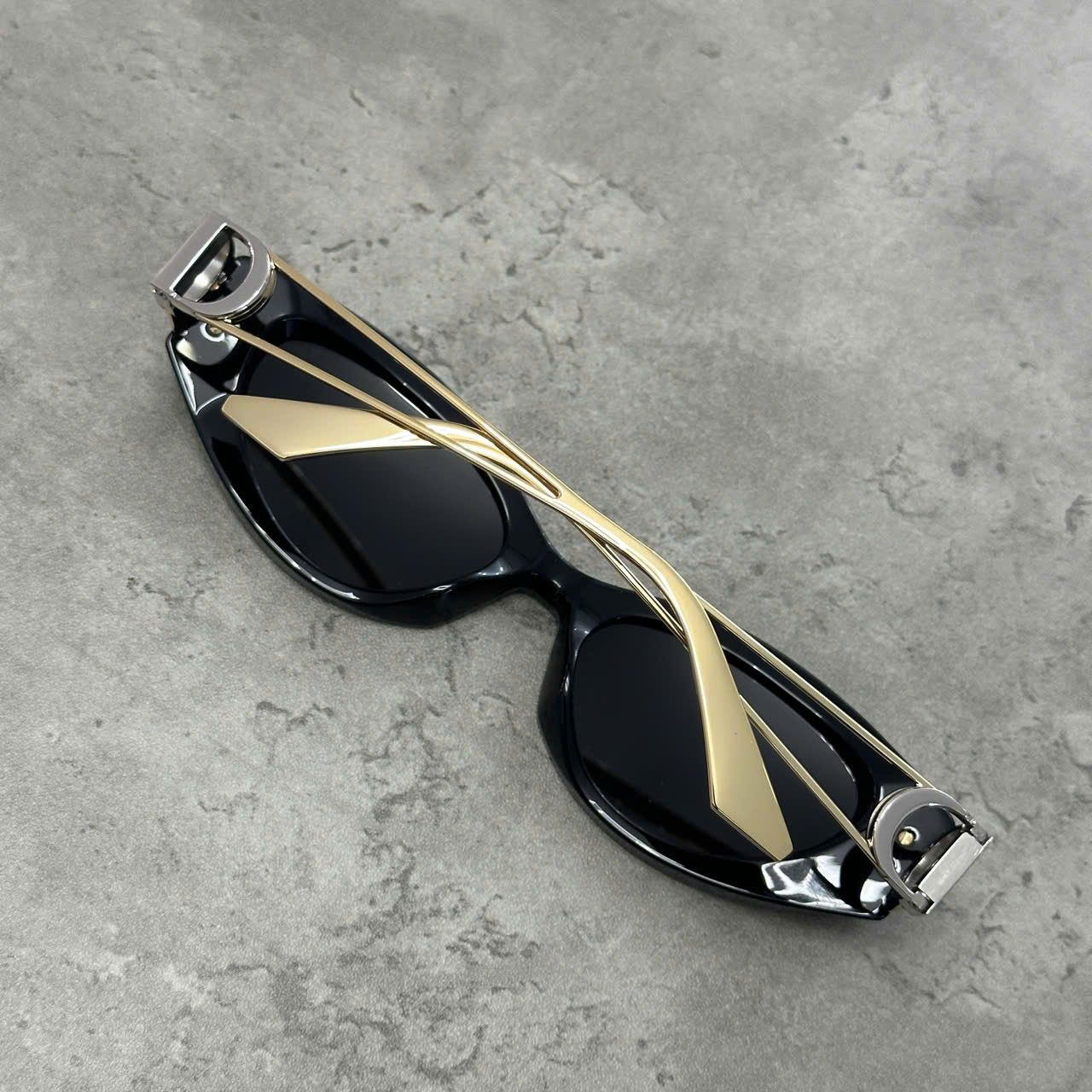 Dior DIOR 30MONTAIGNE B6I 12A0 Sunglasses Size ONE SIZE - 4 Thumbnail