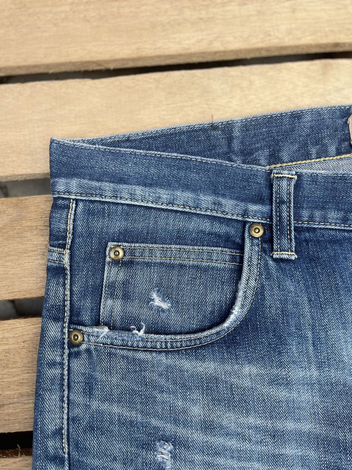 Lee × Vintage Vintage 90s Lee Straight Cut Distressed Jeans Size US 32 / EU 48 - 8 Thumbnail