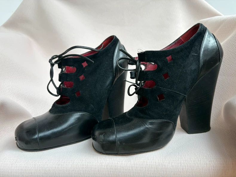 Vivienne Westwood Vivienne Westwood Black laced heels Size US 5.5 / IT 35.5 - 7 Thumbnail
