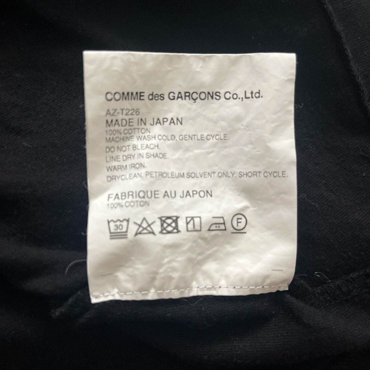 Comme des Garcons cdg play black tee size M Size US M / EU 48-50 / 2 - 3 Thumbnail