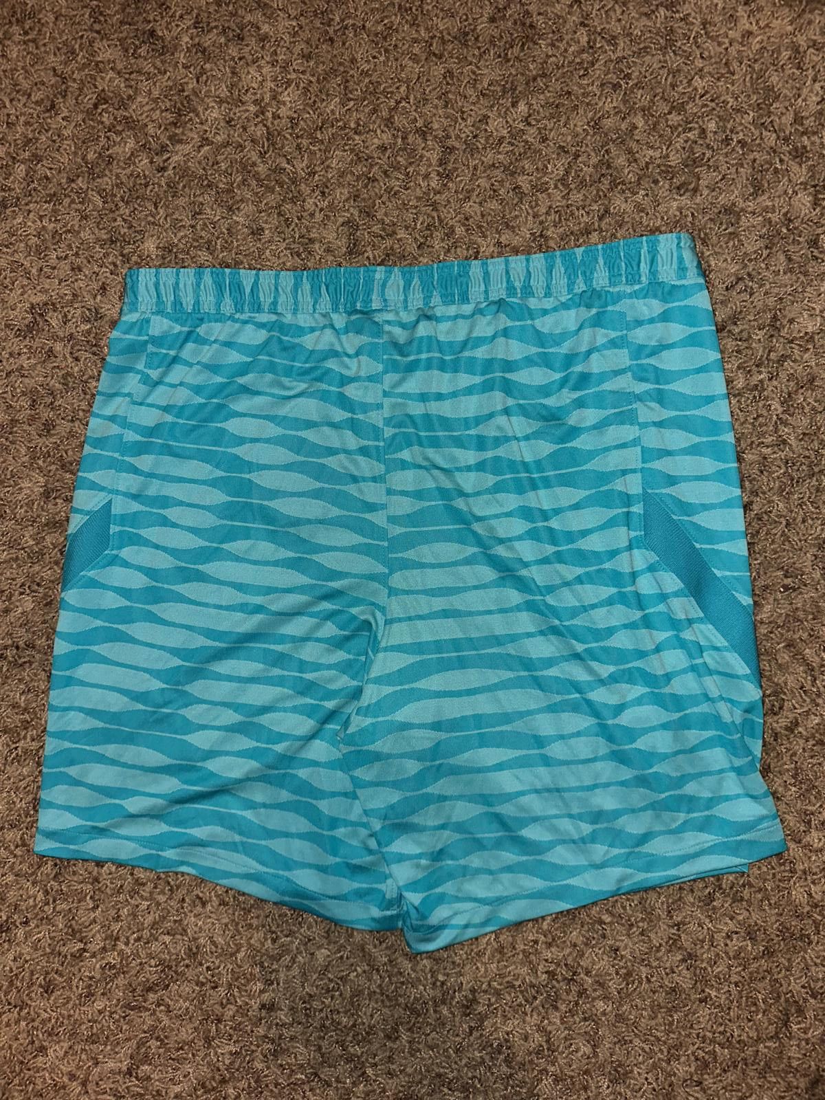 Nike Nike Men’s Dri-FIT Strike 21 Short Size US 36 / EU 52 - 4 Thumbnail