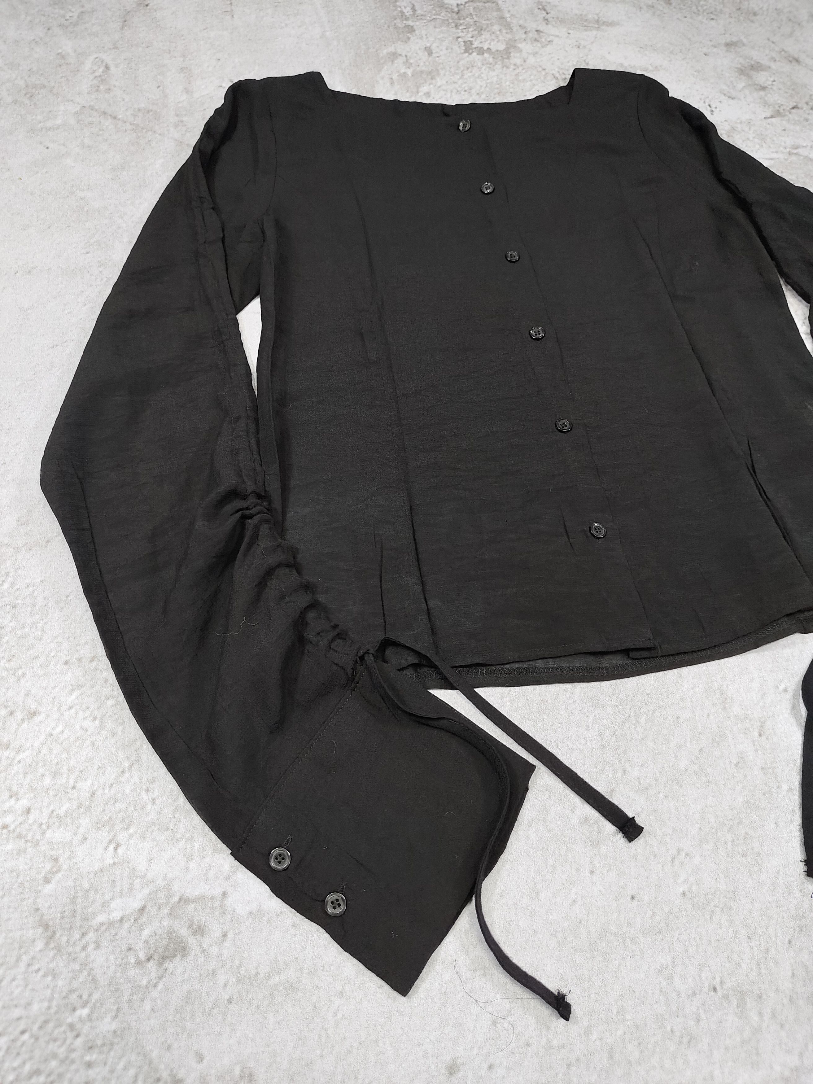 Japanese Brand JS🇯🇵 Dark Minimalist Flared Cuff Gothic Blouse Size M / US 6-8 / IT 42-44 - 5 Thumbnail