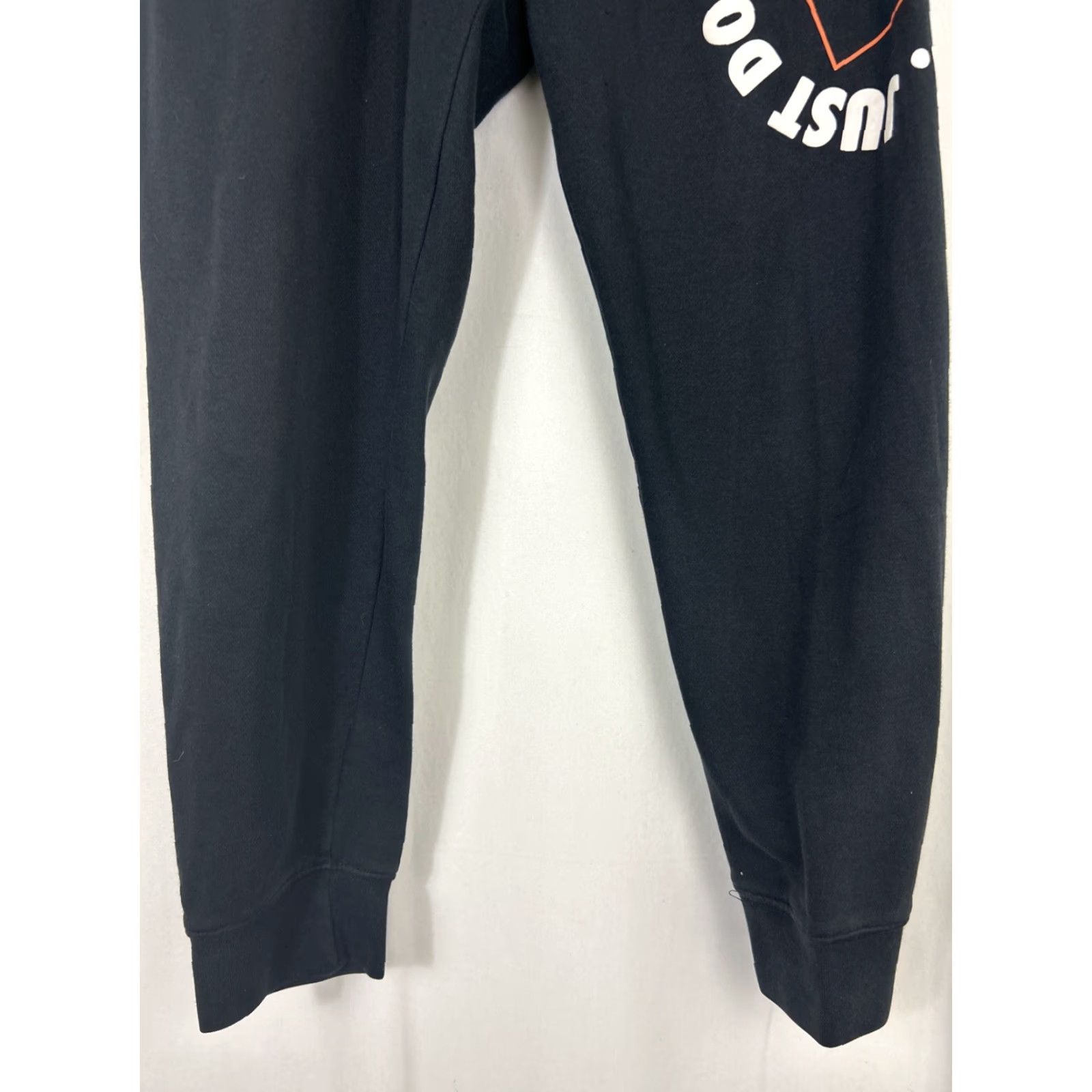 Nike Nike Mens Joggers Shirt? Wait. Size US 29 - 2 Thumbnail