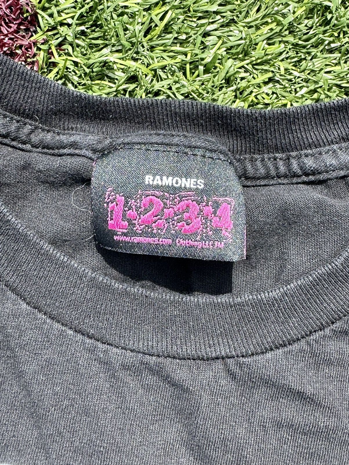 Band Tees × Vintage 2008 Ramones Presidential Logo Y2K Rock Band Shirt Size US XXL / EU 58 / 5 - 6 Thumbnail