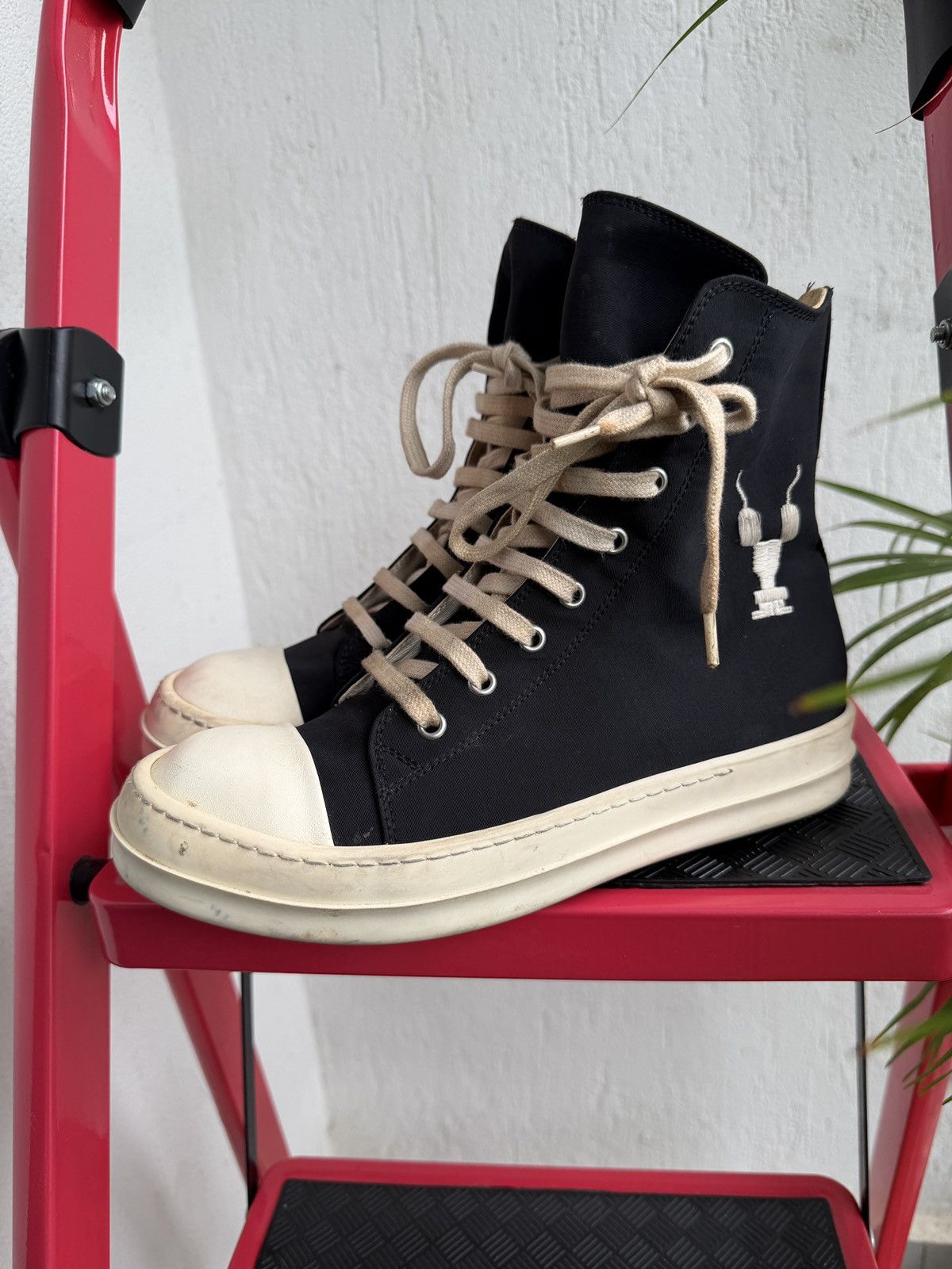 nylon drkshdw Ramones